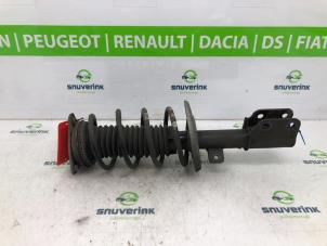 Used Front shock absorber rod, left Citroen C4 Picasso (3D/3E) 1.2 12V PureTech 130 Price € 60,00 Margin scheme offered by Snuverink Autodemontage