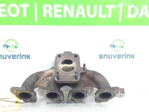 Gebrauchte Abgaskrümmer Renault Scénic III (JZ) 1.4 16V TCe 130 Preis € 80,00 Margenregelung angeboten von Snuverink Autodemontage