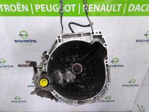 Gebrauchte Getriebe Renault Scénic III (JZ) 1.4 16V TCe 130 Preis € 285,00 Margenregelung angeboten von Snuverink Autodemontage