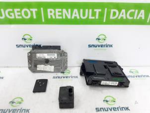 Used Engine management computer Renault Scénic III (JZ) 1.4 16V TCe 130 Price € 300,00 Margin scheme offered by Snuverink Autodemontage