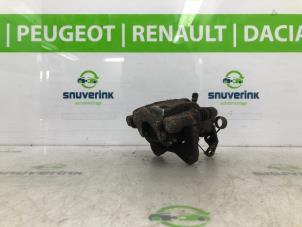 Used Rear brake calliper, right Peugeot 807 2.0 16V Price on request offered by Snuverink Autodemontage
