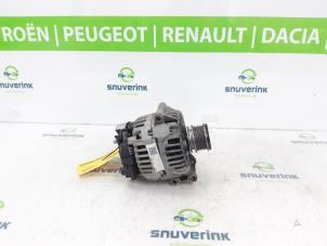 Usagé Alternateur Renault Megane Classic (LA) 1.6 16V Prix € 90,00 Règlement à la marge proposé par Snuverink Autodemontage