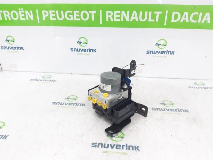 Usagé Bloc ABS Peugeot 3008 II (M4/MC/MJ/MR) 1.6 16V PureTech 180 Prix € 326,69 Prix TTC proposé par Snuverink Autodemontage