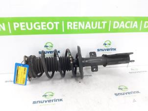 Used Front shock absorber rod, left Peugeot 3008 II (M4/MC/MJ/MR) 1.6 16V PureTech 180 Price € 100,00 Margin scheme offered by Snuverink Autodemontage