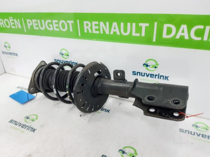 Front shock absorber rod, right from a Peugeot 3008 II (M4/MC/MJ/MR) 1.6 16V PureTech 180 2021