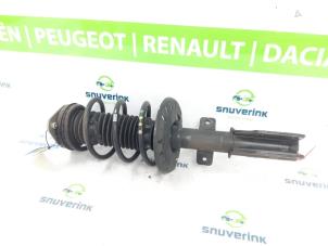 Used Front shock absorber rod, right Peugeot 3008 II (M4/MC/MJ/MR) 1.6 16V PureTech 180 Price € 100,00 Margin scheme offered by Snuverink Autodemontage