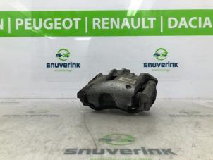 Usagé Etrier de frein avant gauche Citroen C3 (SX/SW) 1.2 Vti 12V PureTech Prix € 25,00 Règlement à la marge proposé par Snuverink Autodemontage