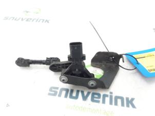 Used Xenon height adjustment Peugeot 3008 II (M4/MC/MJ/MR) 1.6 16V PureTech 180 Price on request offered by Snuverink Autodemontage