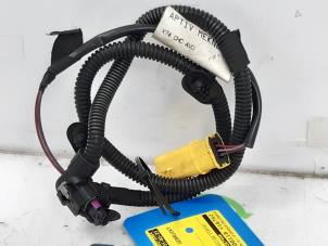 Used Wiring harness Peugeot 3008 II (M4/MC/MJ/MR) 1.6 16V PureTech 180 Price € 20,00 Margin scheme offered by Snuverink Autodemontage