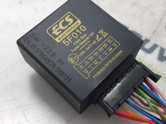 Towbar wiring kit Peugeot 3008 II 1.6 16V PureTech 180 PE084C1R0 ECS