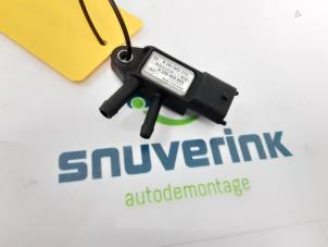 Usados Sensor de filtro de hollín Renault Kangoo Express (FW) 1.5 dCi 105 FAP Precio € 32,67 IVA incluido ofrecido por Snuverink Autodemontage