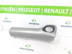 Gebrauchte Armaturenbrett Teil Peugeot 108 1.0 12V Preis auf Anfrage angeboten von Snuverink Autodemontage