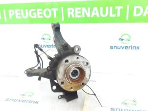 Used Knuckle, front right Renault Clio IV (5R) 0.9 Energy TCE 90 12V Price € 30,00 Margin scheme offered by Snuverink Autodemontage