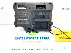 Używane Czytnik kart (zamek) Renault Clio IV (5R) 0.9 Energy TCE 90 12V Cena € 20,00 Procedura marży oferowane przez Snuverink Autodemontage