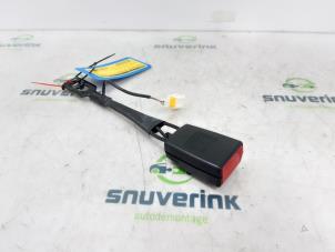 Used Front seatbelt buckle, right Peugeot 3008 I (0U/HU) 1.6 16V THP 155 Price on request offered by Snuverink Autodemontage