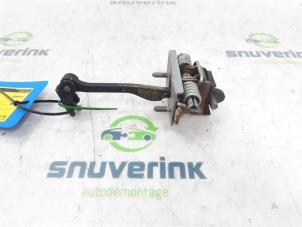 Used Rear door stop 4-door, right Peugeot 3008 I (0U/HU) 1.6 16V THP 155 Price on request offered by Snuverink Autodemontage