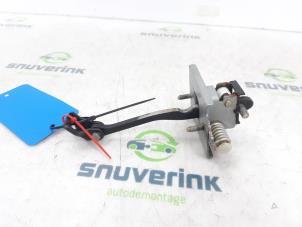 Used Front door stop 4-door, right Peugeot 3008 I (0U/HU) 1.6 16V THP 155 Price on request offered by Snuverink Autodemontage
