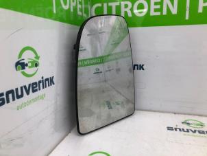 Used Mirror glass, left Citroen Jumper (U9) 2.2 HDi 150 Price on request offered by Snuverink Autodemontage