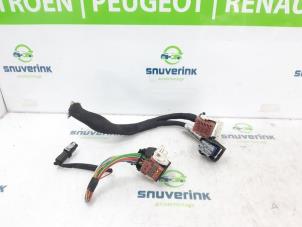 Used Plug Peugeot 3008 I (0U/HU) 1.6 16V THP 155 Price on request offered by Snuverink Autodemontage