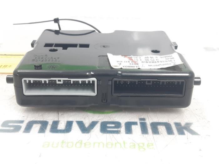 Module climatronic from a Renault Megane IV Estate (RFBK) 1.5 Energy dCi 110 2016