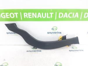 Gebrauchte Luft Leitung Renault Megane IV Estate (RFBK) 1.5 Energy dCi 110 Preis auf Anfrage angeboten von Snuverink Autodemontage