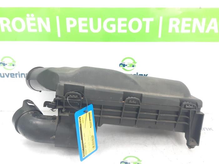 Begagnade Luftfilterhus Peugeot 3008 I (0U/HU) 1.6 16V THP 155 Pris € 29,74 Marginaltabell erbjuds av Snuverink Autodemontage