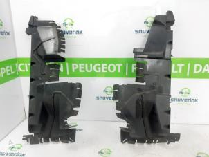 Used Air funnel Peugeot 3008 I (0U/HU) 1.6 16V THP 155 Price on request offered by Snuverink Autodemontage