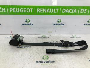 Used Front seatbelt, right Peugeot 308 (4A/C) 1.4 VTI 16V Price € 95,00 Margin scheme offered by Snuverink Autodemontage