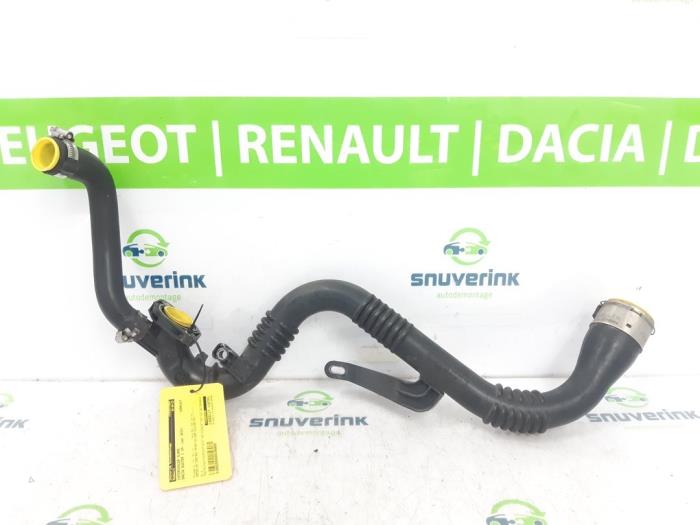 Gebrauchte Intercooler Schlauch Dacia Duster (HS) 1.2 TCE 16V Preis € 25,48 Margenregelung angeboten von Snuverink Autodemontage