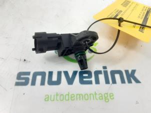 Used Mapping sensor (intake manifold) Dacia Duster (HS) 1.2 TCE 16V Price € 30,00 Margin scheme offered by Snuverink Autodemontage