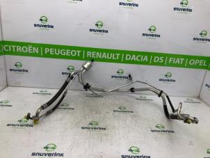 Usados Tubo de aire acondicionado Peugeot 308 (4A/C) 1.4 VTI 16V Precio € 70,00 Norma de margen ofrecido por Snuverink Autodemontage