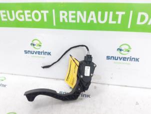 Used Accelerator pedal Dacia Duster (HS) 1.2 TCE 16V Price € 25,00 Margin scheme offered by Snuverink Autodemontage