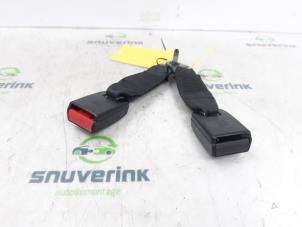 Used Rear seatbelt buckle, left Dacia Duster (HS) 1.2 TCE 16V Price on request offered by Snuverink Autodemontage