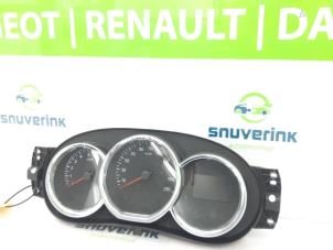 Usagé Instrument de bord Dacia Duster (HS) 1.2 TCE 16V Prix € 59,99 Règlement à la marge proposé par Snuverink Autodemontage