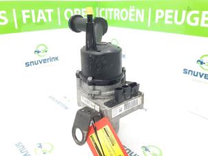 Usagé Pompe de direction Citroen C4 Berline (NC) 1.2 12V PureTech 130 Prix sur demande proposé par Snuverink Autodemontage