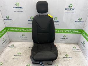 Begagnade Säte, höger Renault Clio IV Estate/Grandtour (7R) 1.5 Energy dCi 90 FAP Pris € 89,98 Marginaltabell erbjuds av Snuverink Autodemontage