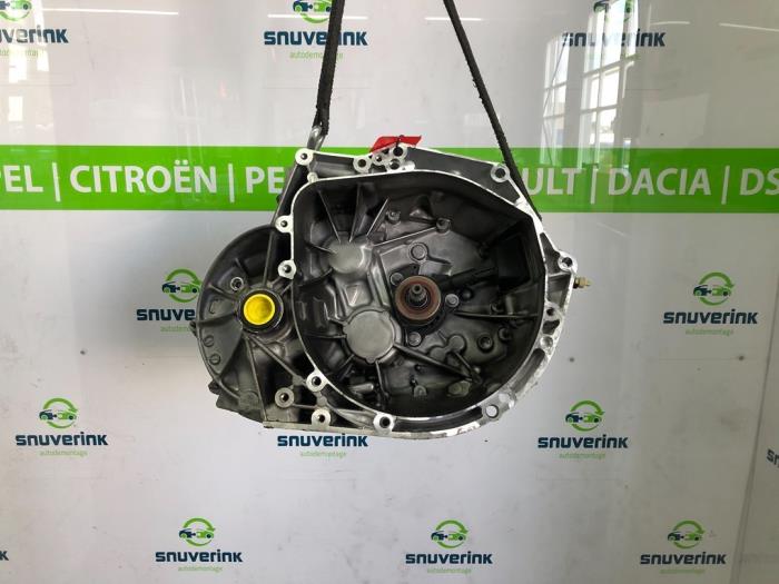 Gebrauchte Getriebe Citroen C4 Berline (NC) 1.2 12V PureTech 130 Preis € 846,98 Mit Mehrwertsteuer angeboten von Snuverink Autodemontage