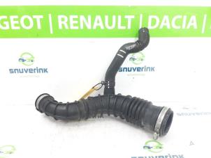 Used Air intake hose Dacia Duster (HS) 1.2 TCE 16V Price € 30,00 Margin scheme offered by Snuverink Autodemontage