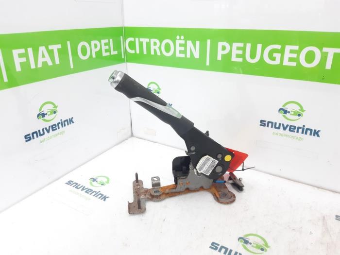 Używane Dzwignia hamulca postojowego Citroen DS3 (SA) 1.6 e-HDi Cena € 29,73 Procedura marży oferowane przez Snuverink Autodemontage