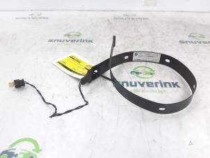 Used Antenna BMW 5 serie Gran Turismo (F07) 530d xDrive 24V Price € 25,00 Margin scheme offered by Snuverink Autodemontage