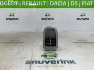 Used Multi-functional window switch Peugeot 206+ (2L/M) 1.4 XS Price € 20,00 Margin scheme offered by Snuverink Autodemontage