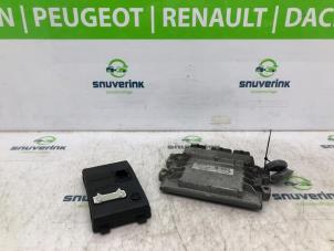Usagé Ordinateur gestion moteur Renault Twingo (C06) 1.2 16V Prix € 190,00 Règlement à la marge proposé par Snuverink Autodemontage