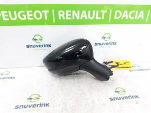 Used Wing mirror, right Renault Clio IV (5R) 1.6 Turbo 16V RS 200 EDC Price € 80,00 Margin scheme offered by Snuverink Autodemontage
