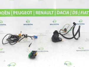 Gebrauchte Anhängerkupplung Kabelset DS Automobiles DS 3/Crossback (UC/UJ/UR) 1.2 12V PureTech 130 Preis € 115,00 Margenregelung angeboten von Snuverink Autodemontage