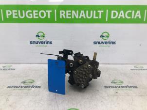 Used Mechanical fuel pump Peugeot 207 SW (WE/WU) 1.6 HDi 16V Price € 60,00 Margin scheme offered by Snuverink Autodemontage