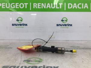 Used Injector (petrol injection) Citroen C4 Picasso (3D/3E) 1.2 12V PureTech 130 Price € 40,00 Margin scheme offered by Snuverink Autodemontage