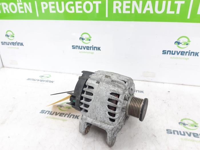 Begagnade Dynamo Renault Clio IV Estate/Grandtour (7R) 1.2 TCE 16V GT EDC Pris € 76,00 Marginaltabell erbjuds av Snuverink Autodemontage