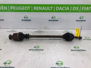 Used Front drive shaft, right Renault Kangoo Express (FC) 1.5 dCi 60 Price € 90,75 Inclusive VAT offered by Snuverink Autodemontage