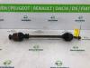 Front drive shaft, right from a Renault Kangoo Express (FC), 1998 / 2008 1.5 dCi 60, Delivery, Diesel, 1.461cc, 42kW (57pk), FWD, K9K704, 2002-12 / 2008-02, FC09 2003