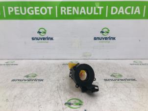 Usagé Ressort tournant airbag Renault Scénic I (JA) 1.6 16V Prix € 30,00 Règlement à la marge proposé par Snuverink Autodemontage
